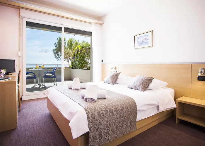 Hotel More ホテル