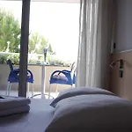 ホテル Hotel More