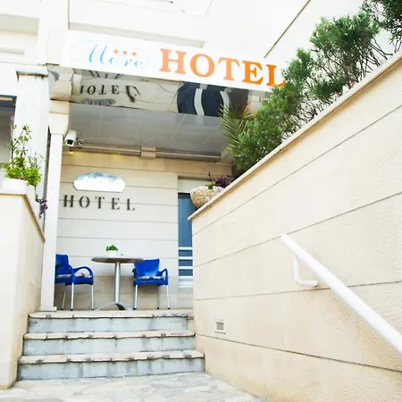 Hotel More 3*