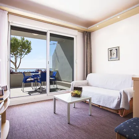 Hotel More ホテル