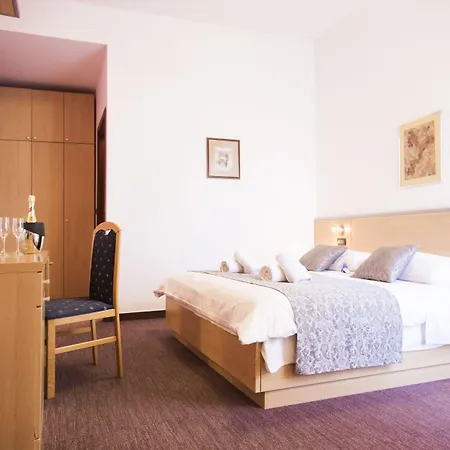 ホテル Hotel More スプリト