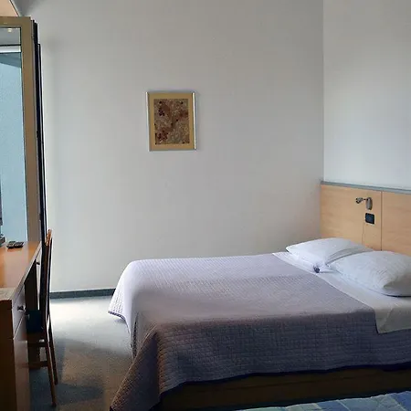 Hotel More מלון