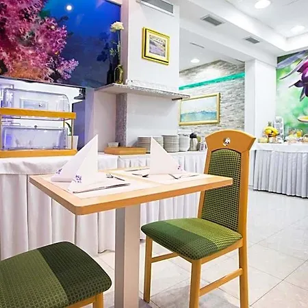 Hotel Hotel More 3*