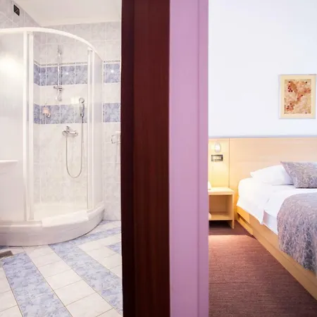 Szálloda Hotel More